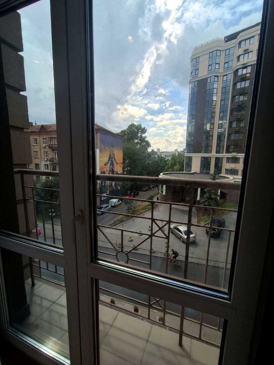 1876337728257408
