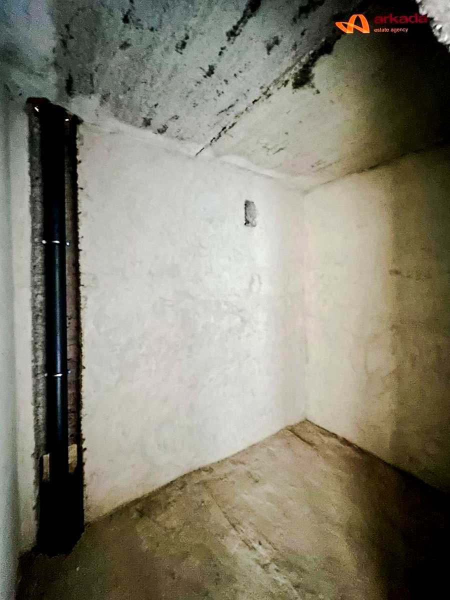 1876342494953861