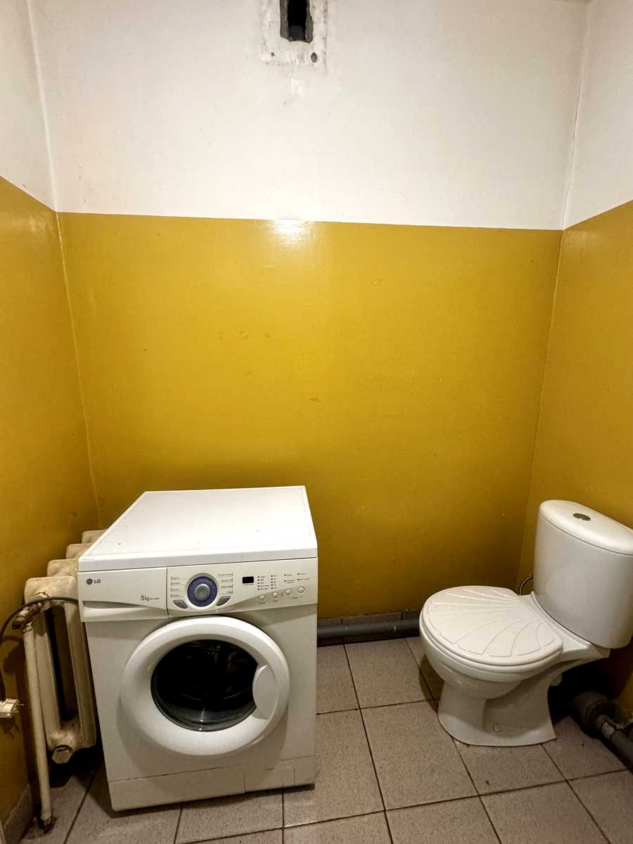 1876346245247990