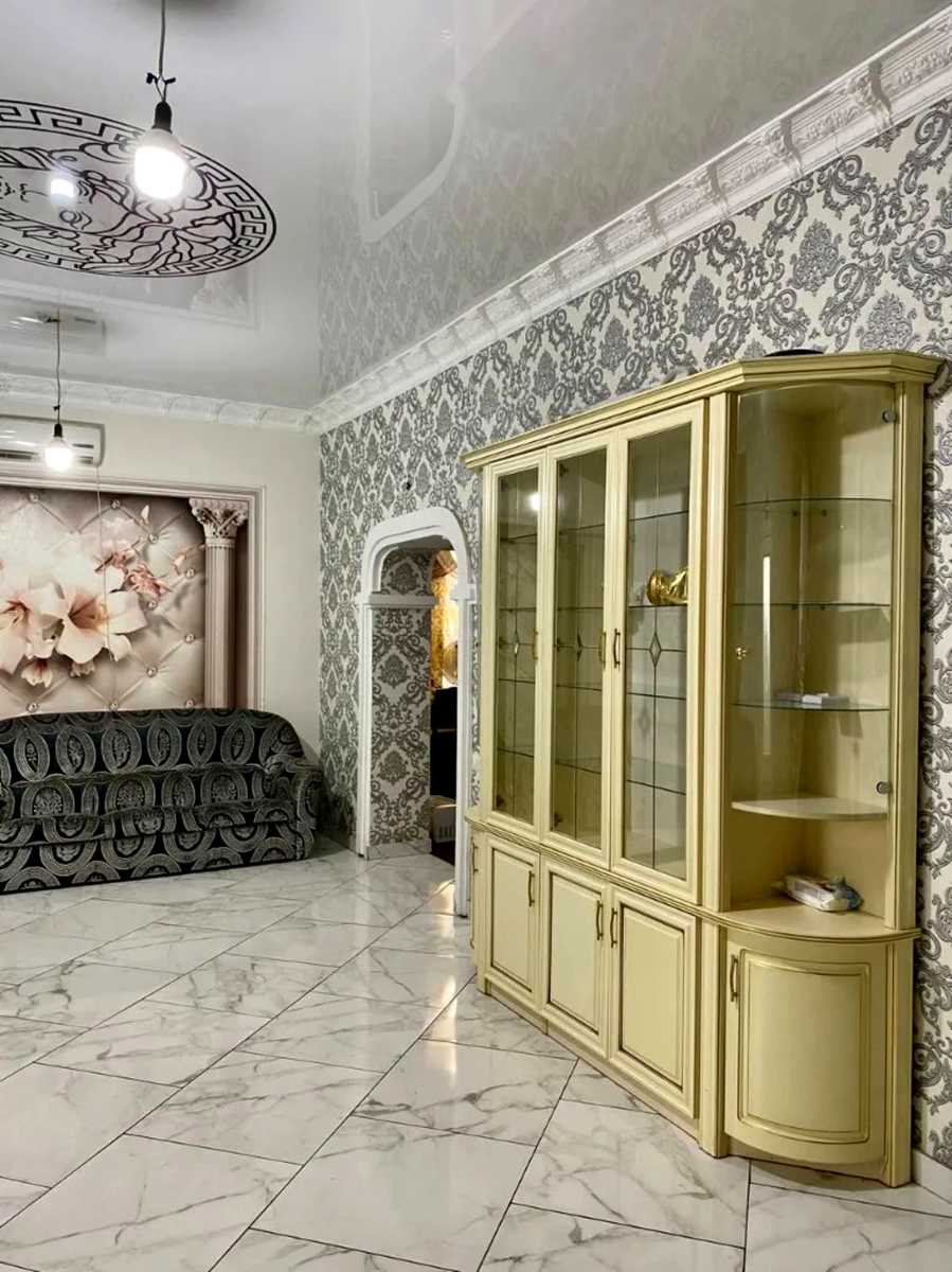 1876376637635998