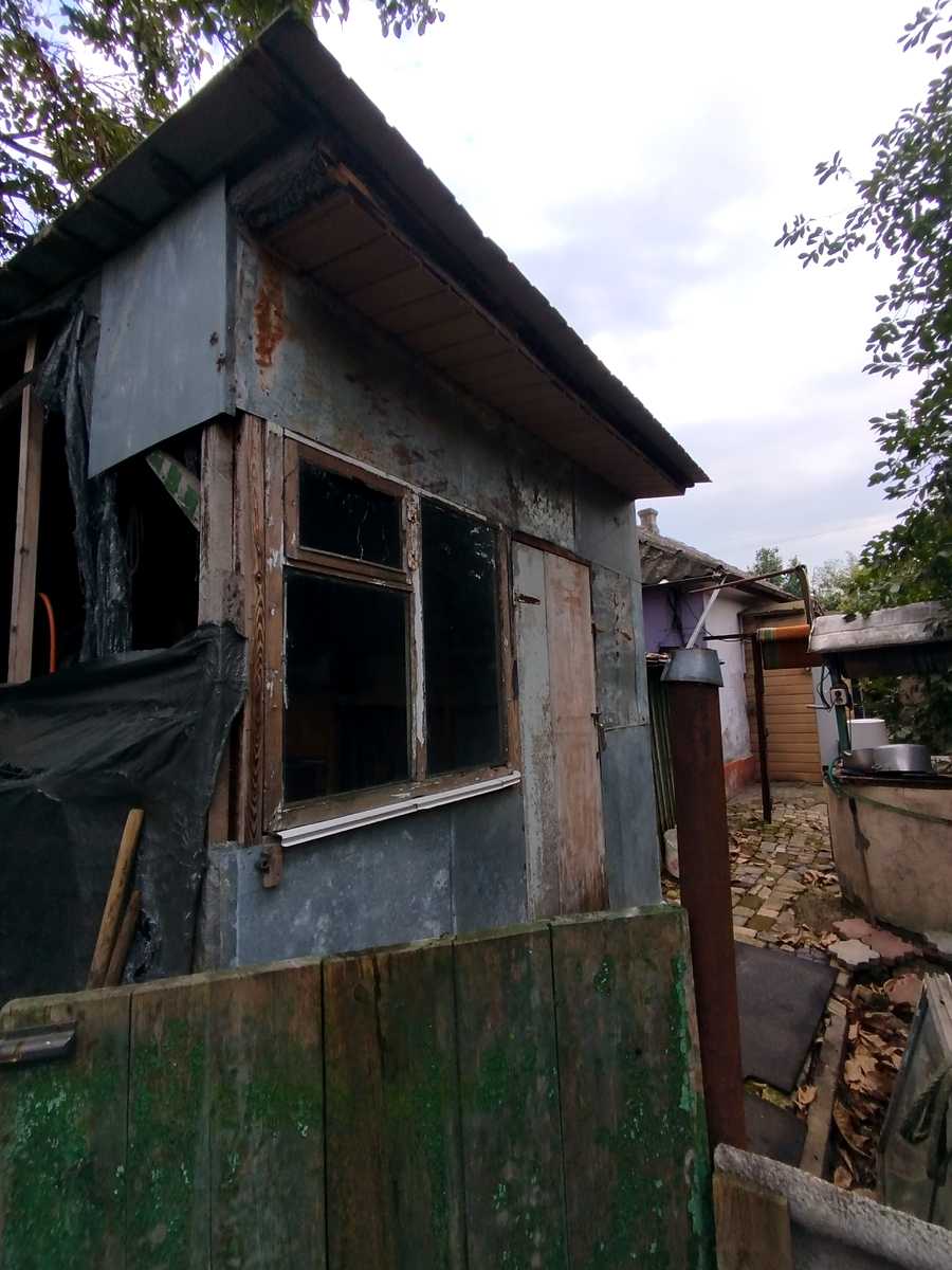 1876380975442876