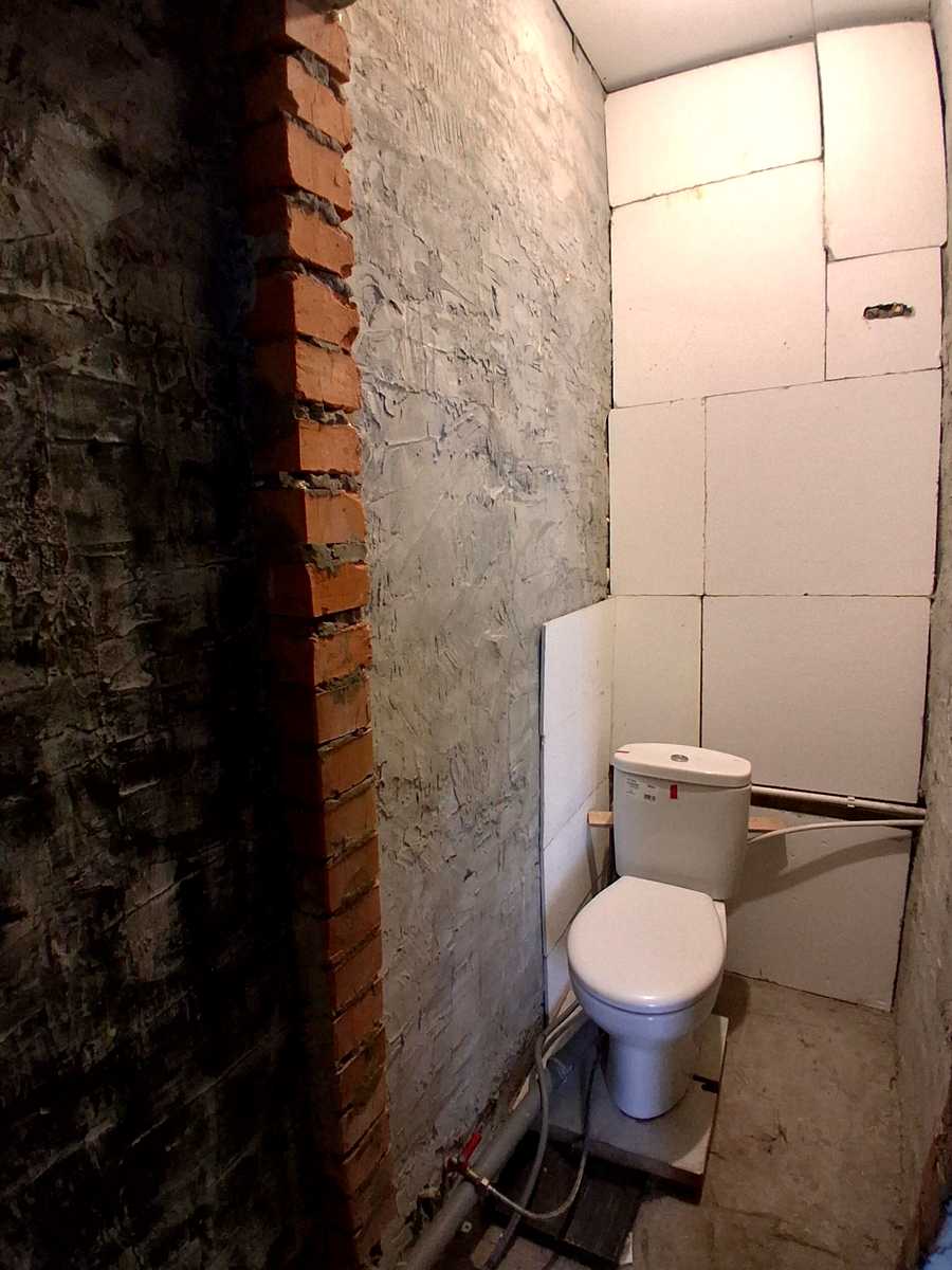 1876381001710102