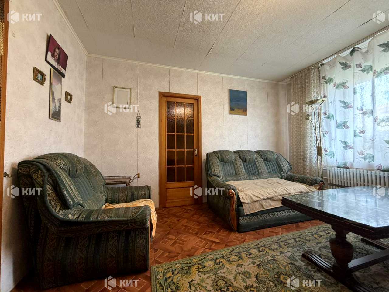 1876381377611671