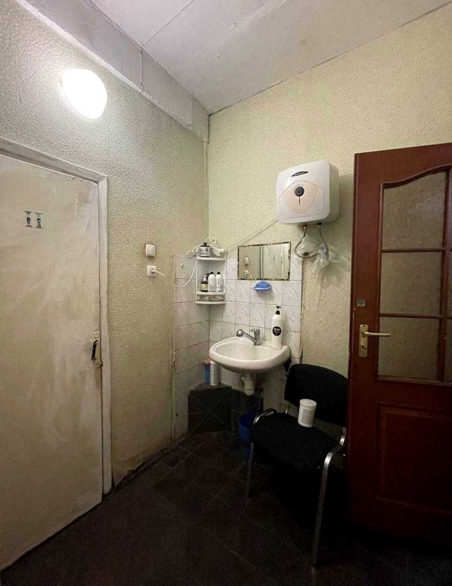 1876381489598244