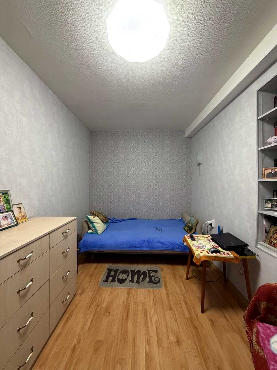 1876381718565283