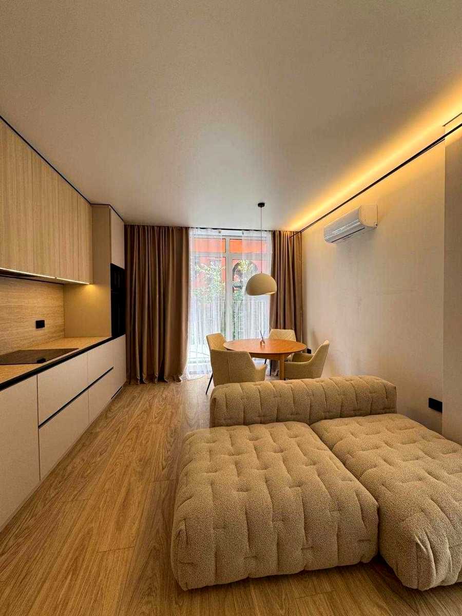 1876381876971504
