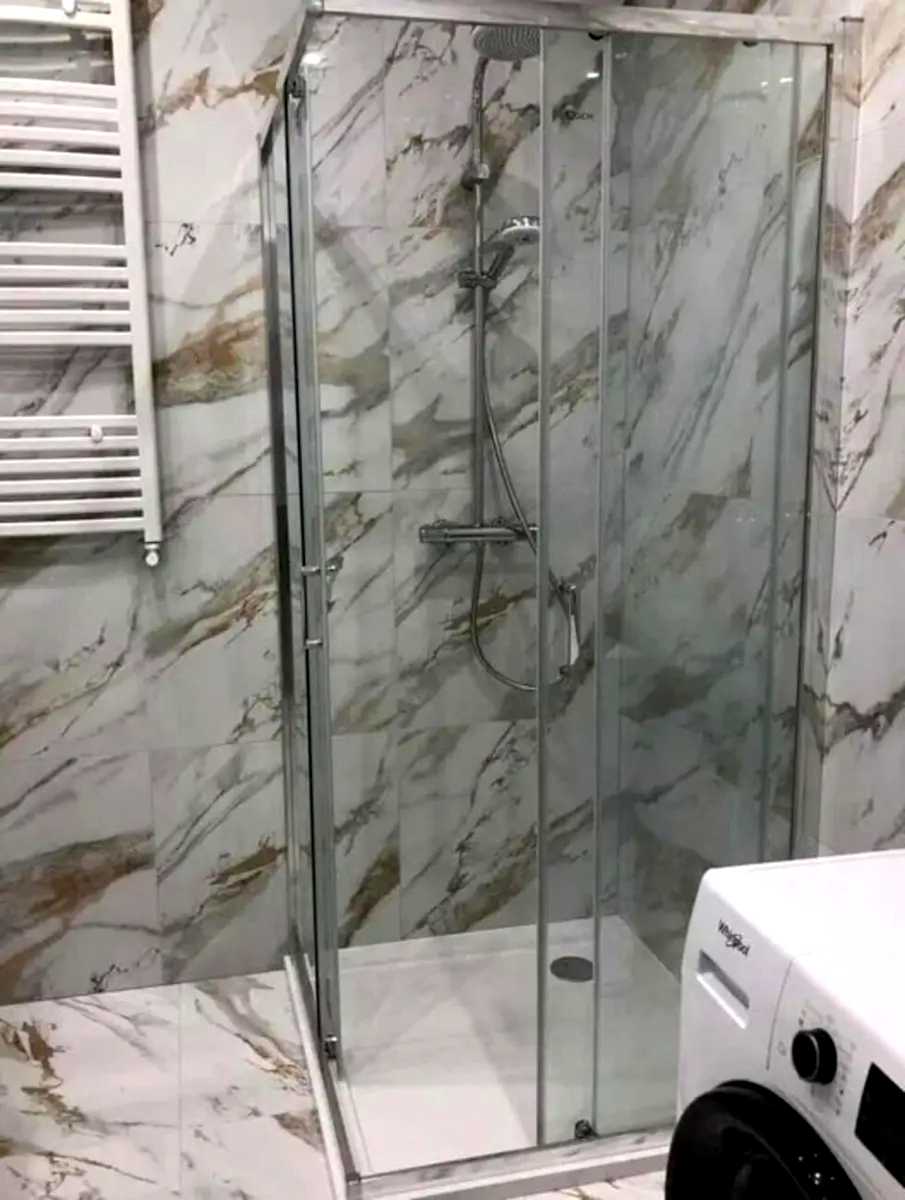1876382000604915