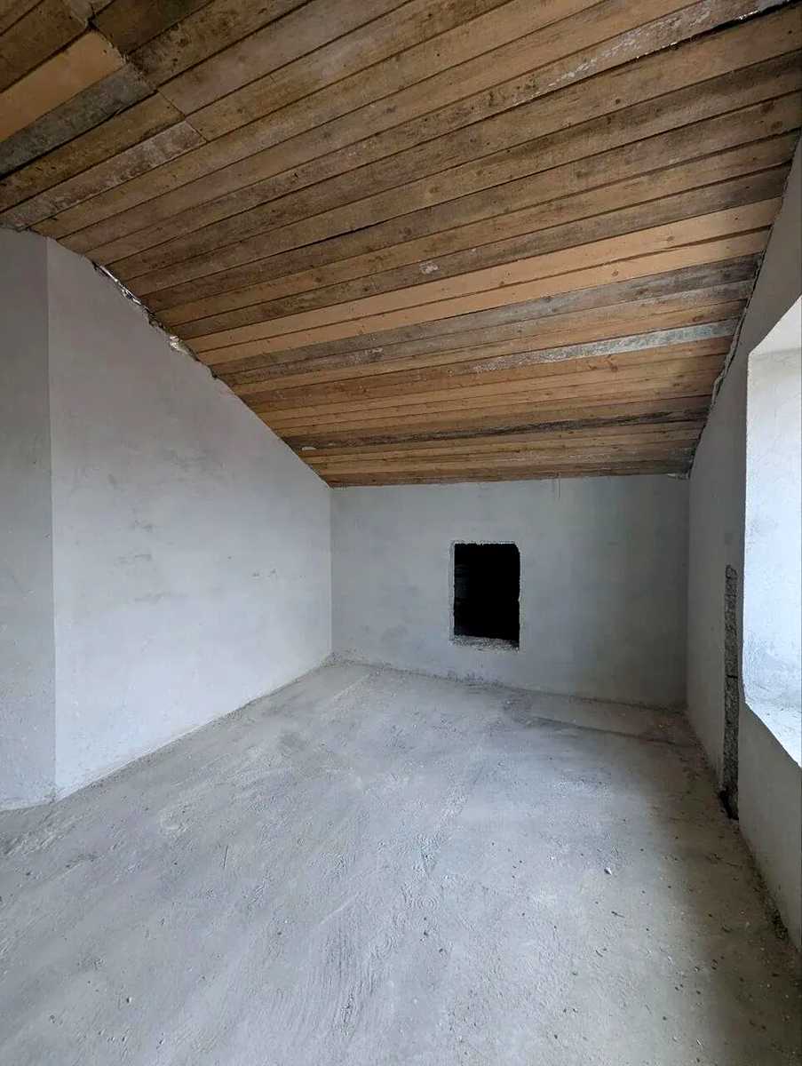 1876382356160600