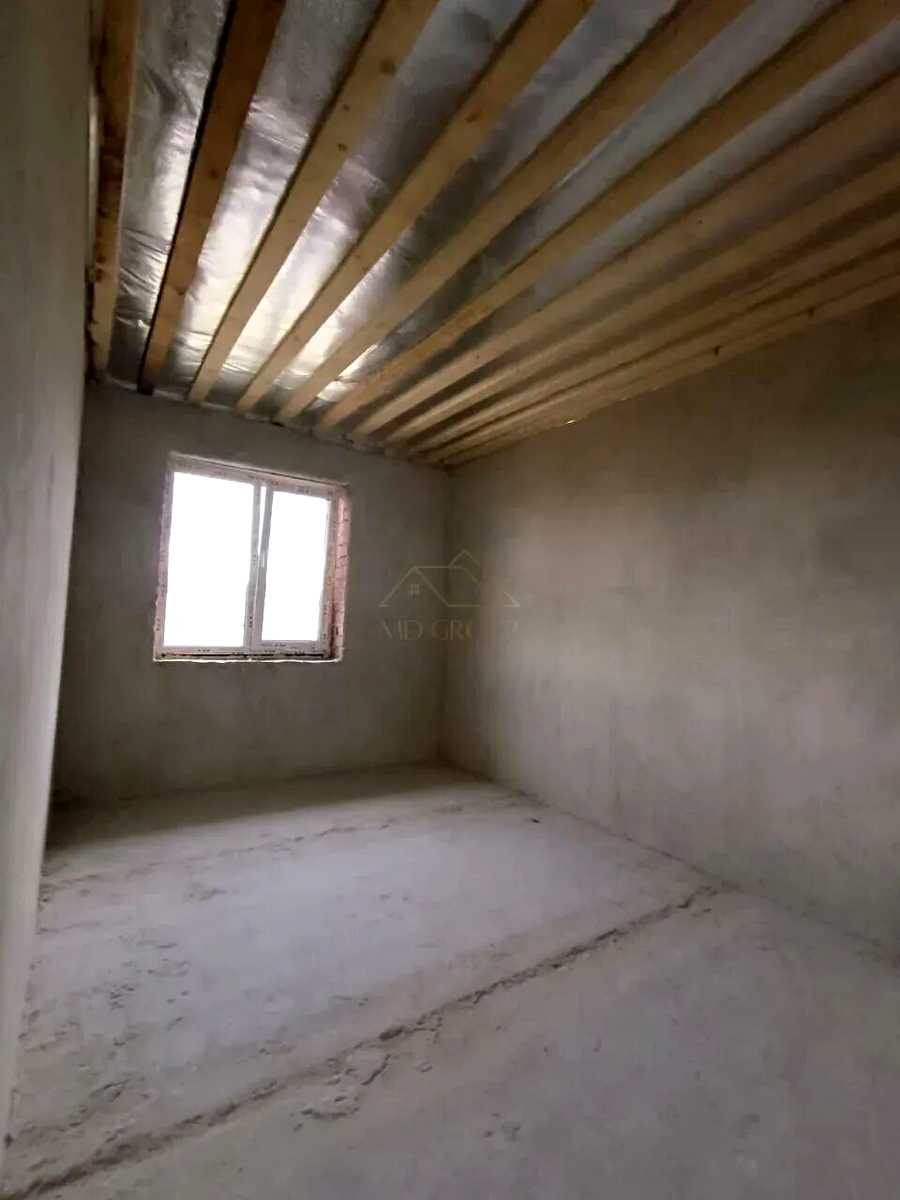 1876383114008166
