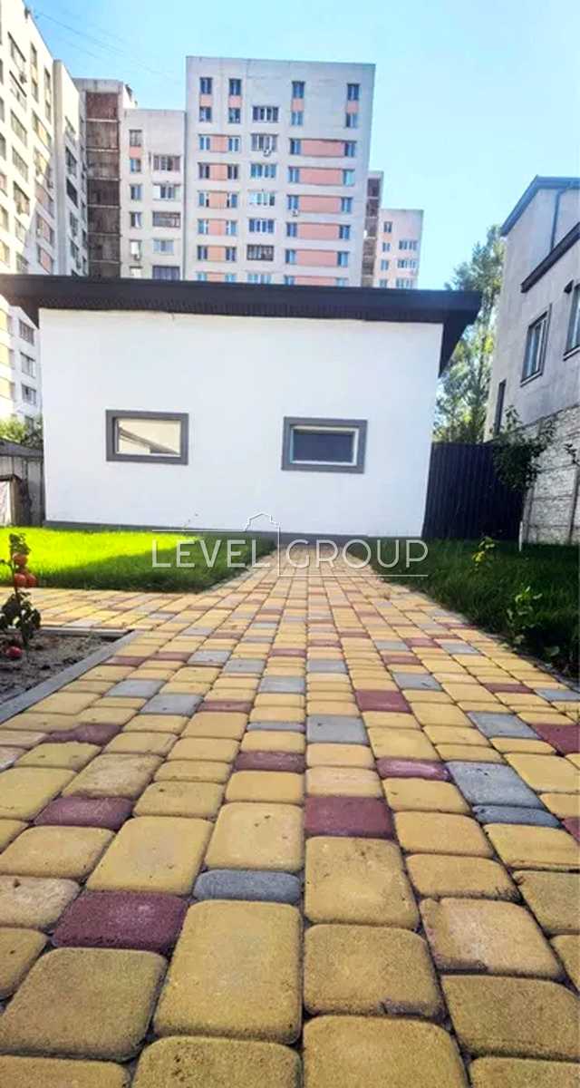 1876384391258356