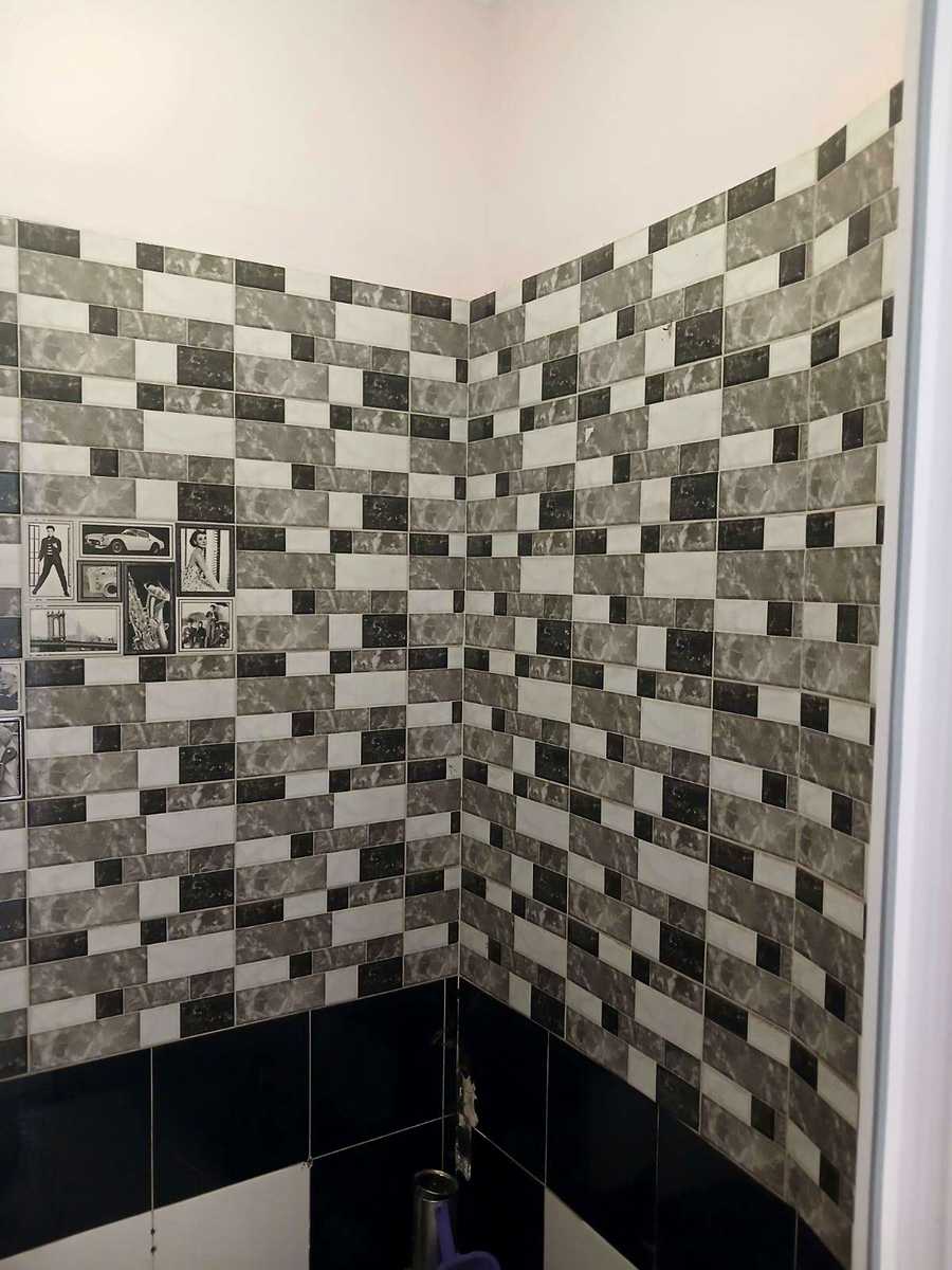 1876384957516944