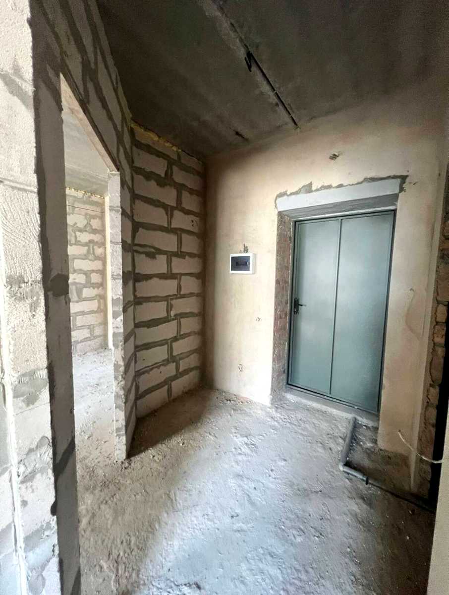 1876385118851605