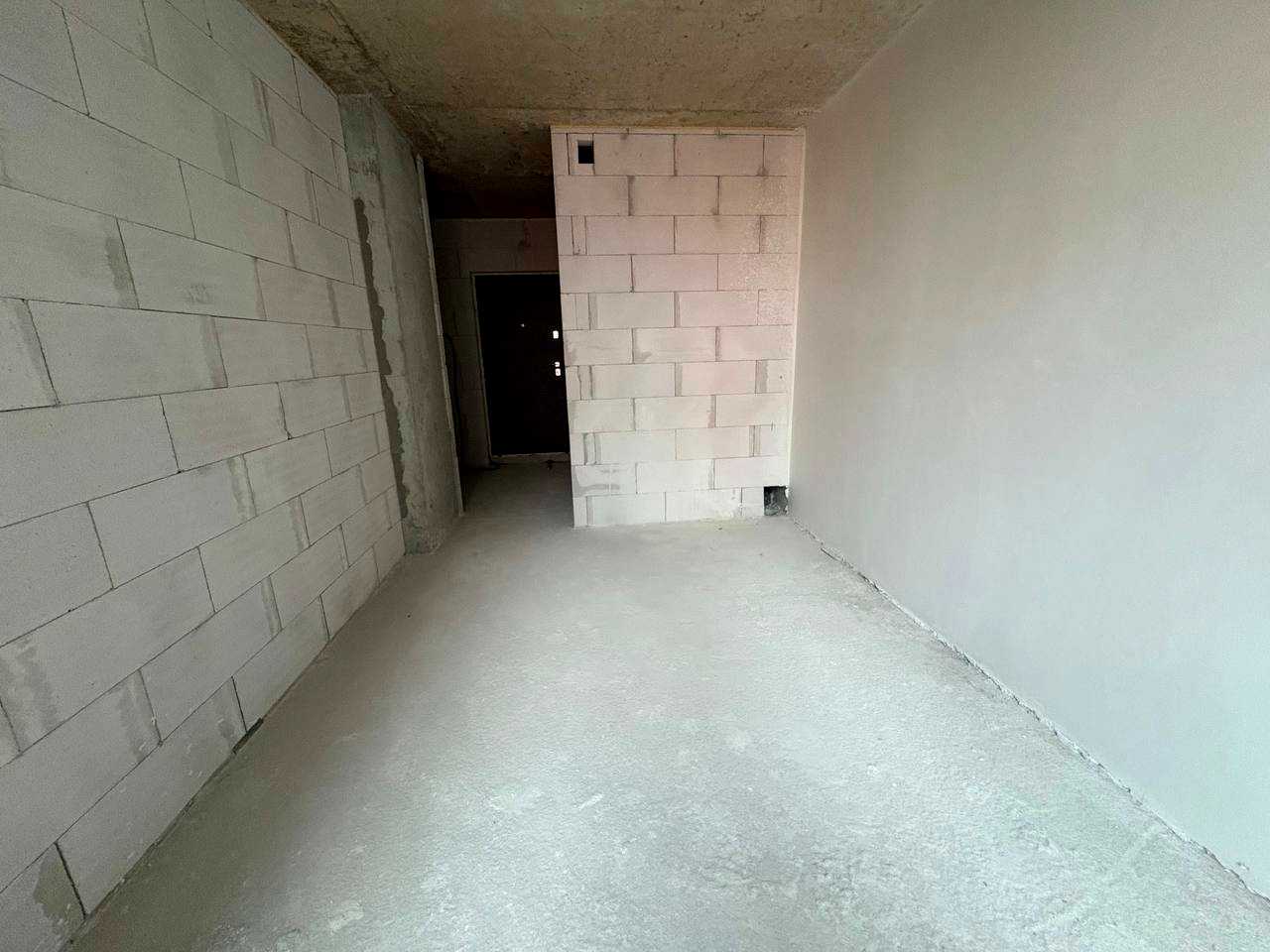 1876385871092845