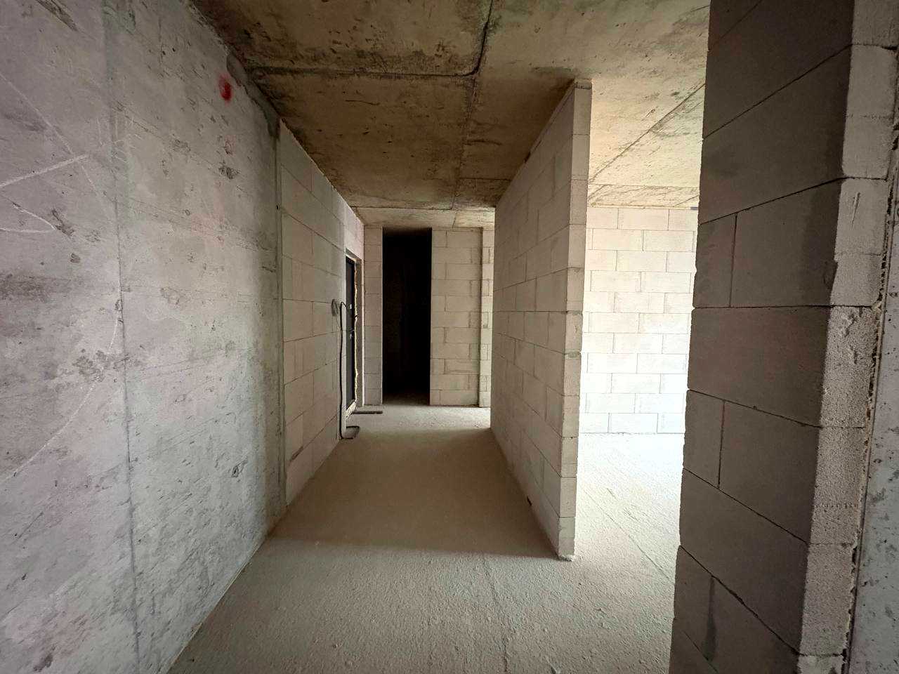 1876385877788492