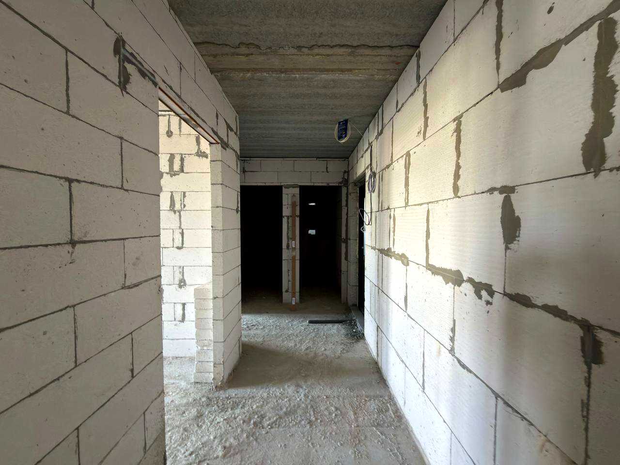 1876386664338997