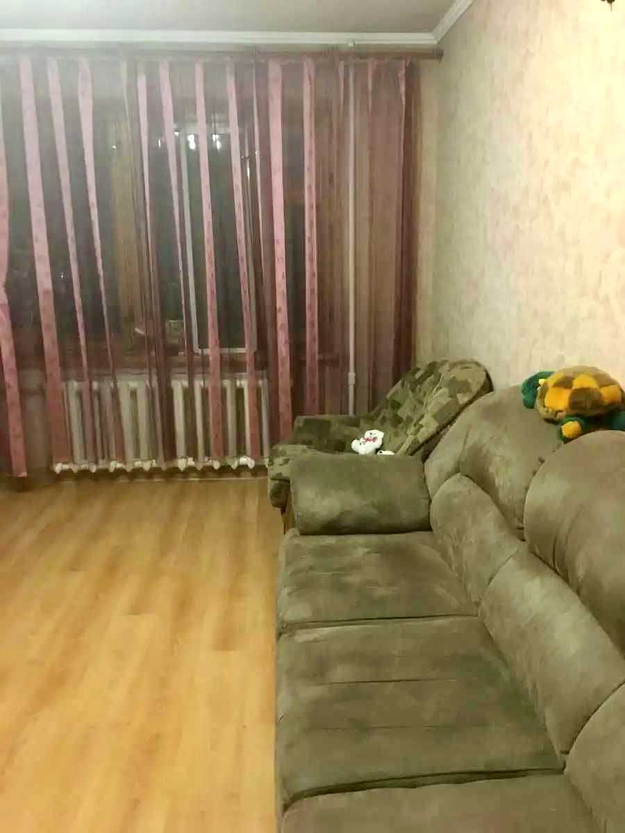 1876387773518452