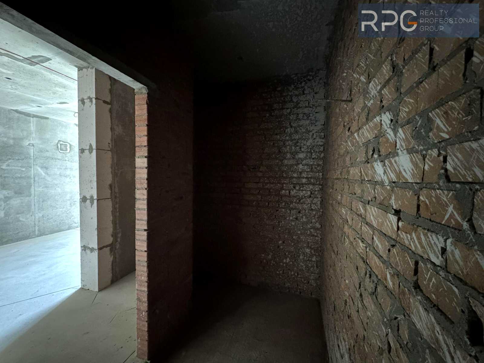 1876388539906099