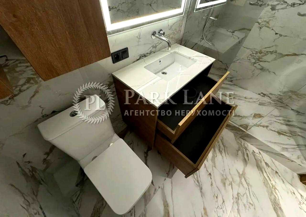 1876388560094094