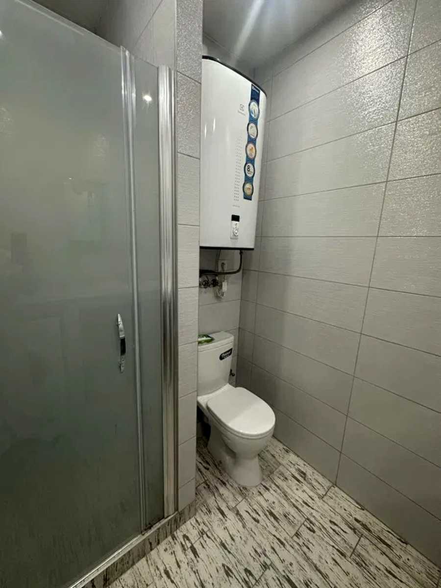 1876389468604505