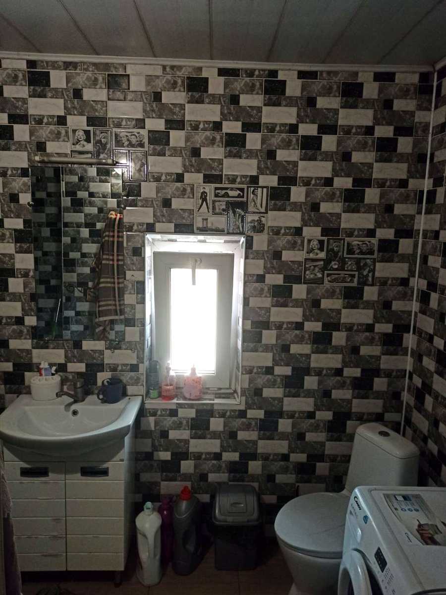 1876389838731391