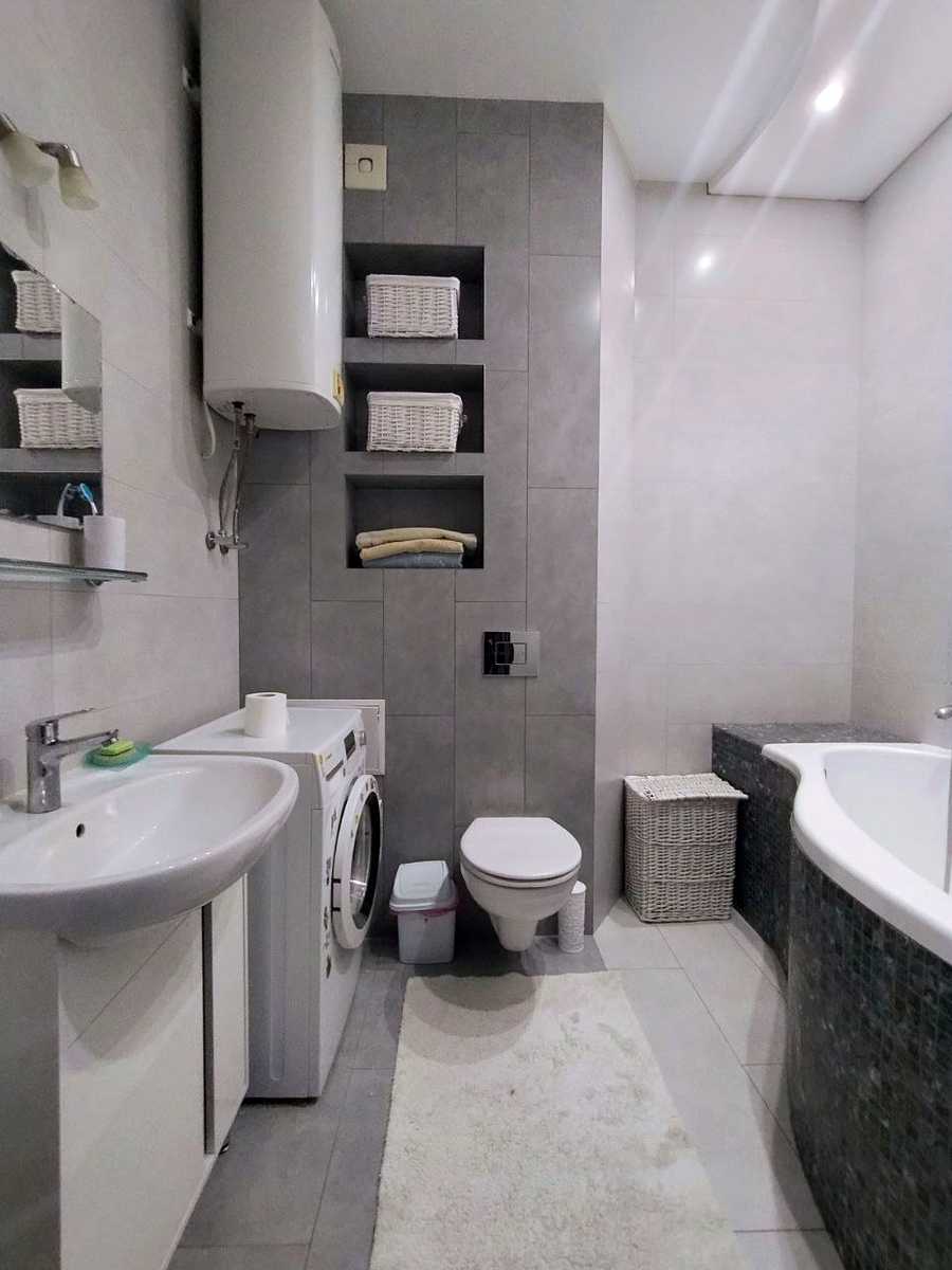 1876390208289753