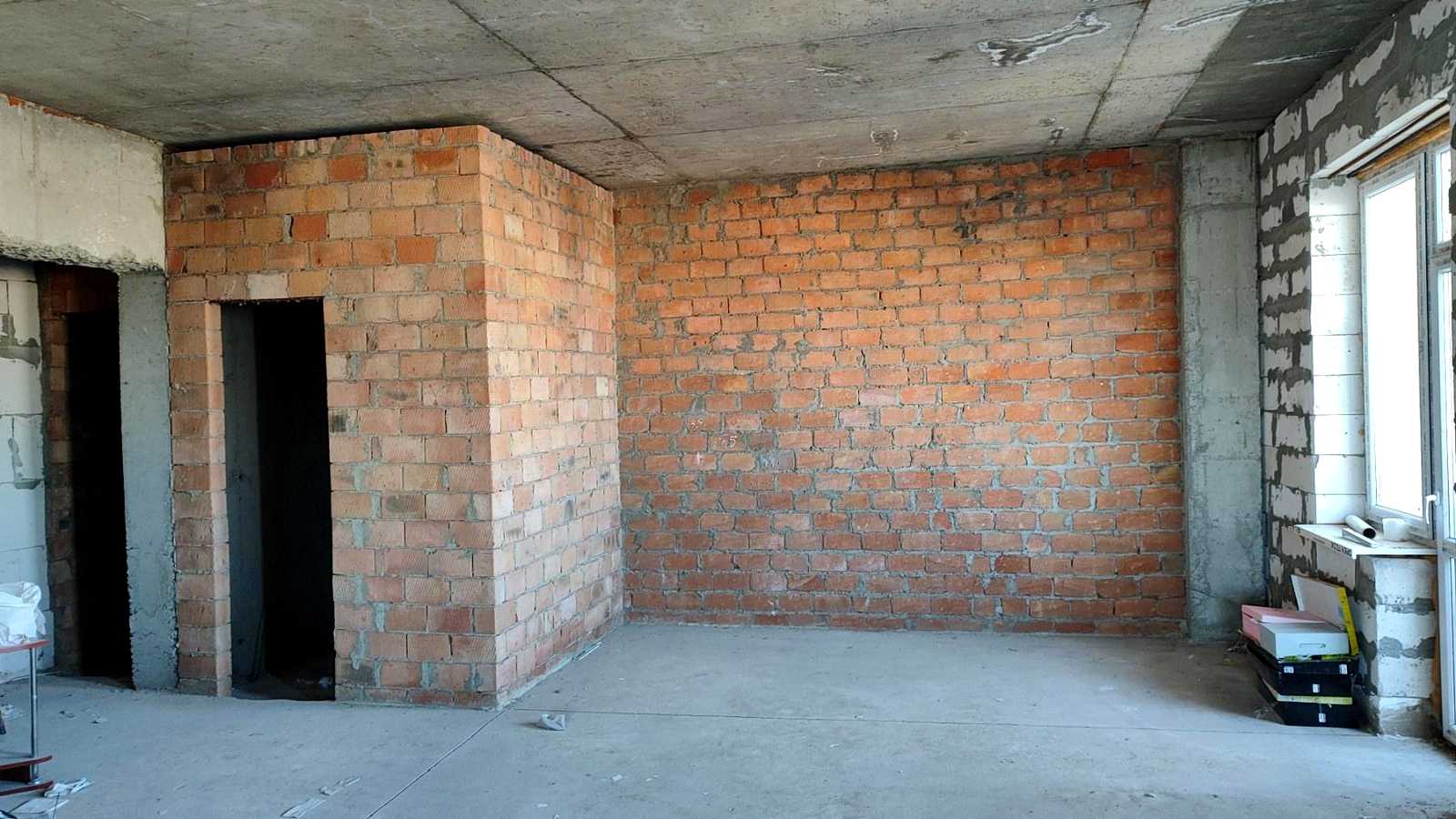 1876393249370673