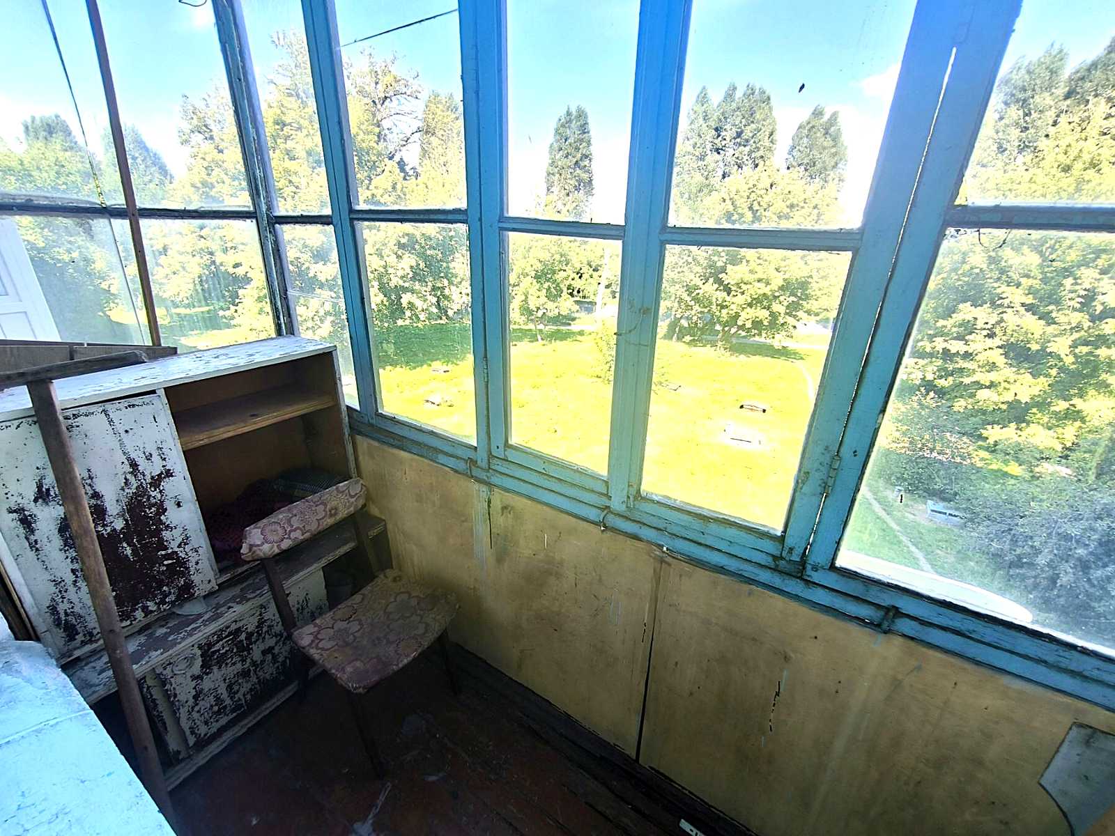 1876394301885535