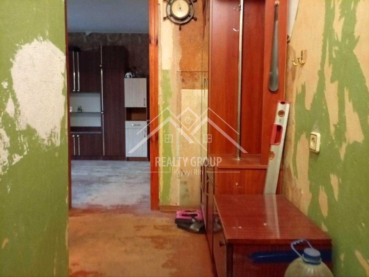 1876394779610853