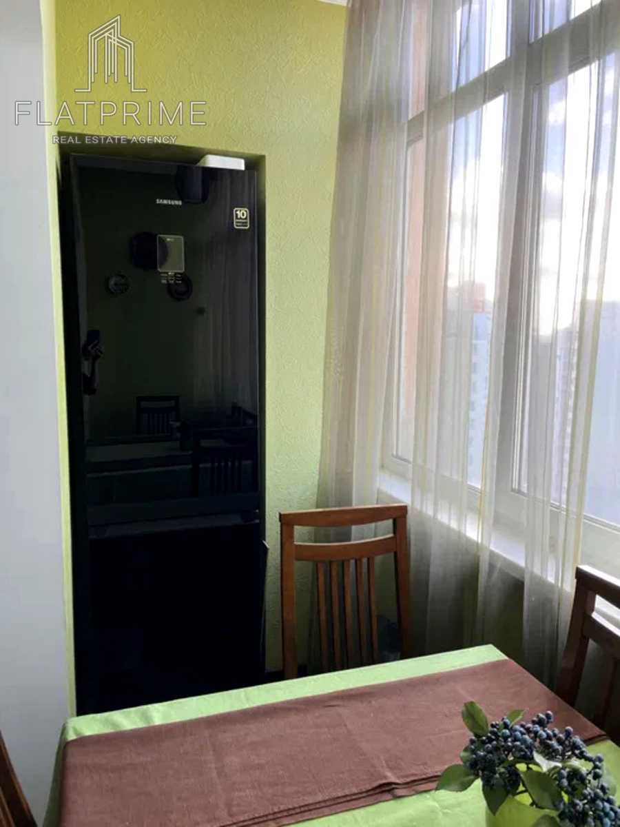 1876395233657543