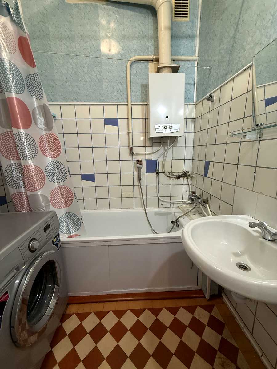 1876396404799465