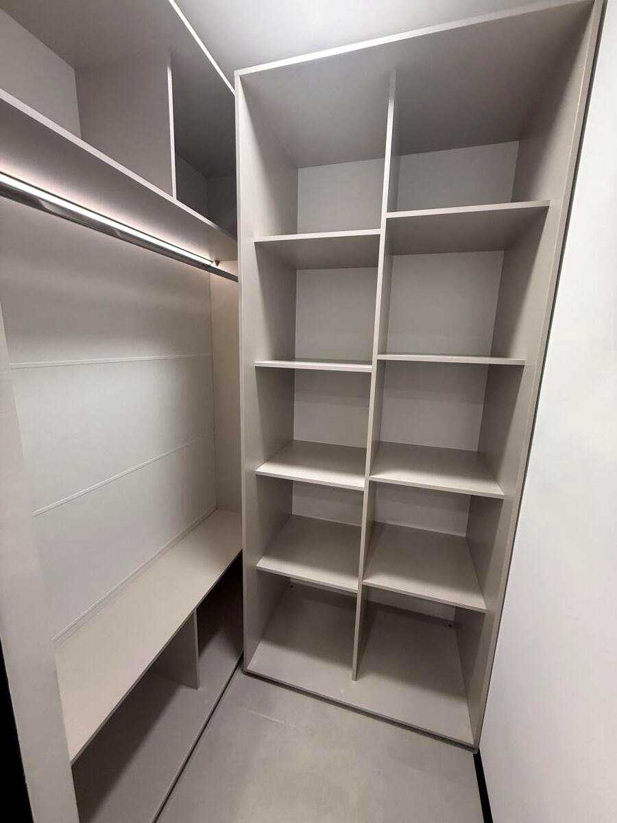 1876398089368553