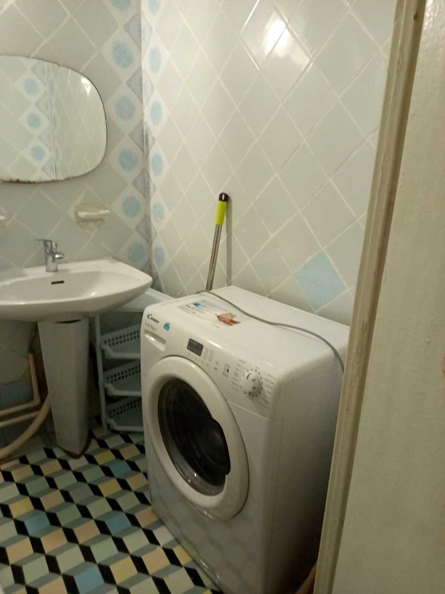 1876398235021026