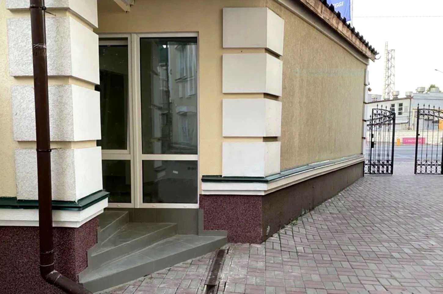 1876398703753602