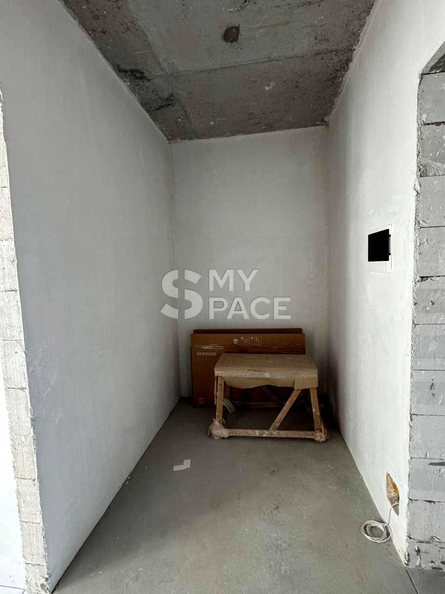 1876399365179167