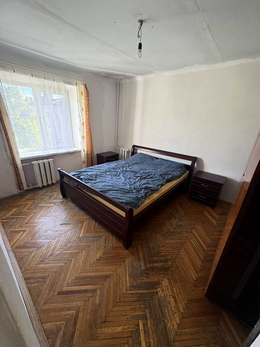 1876401089335355