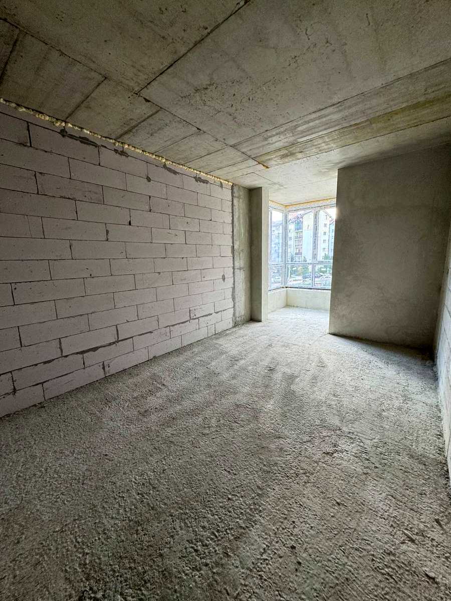 1876401773158832