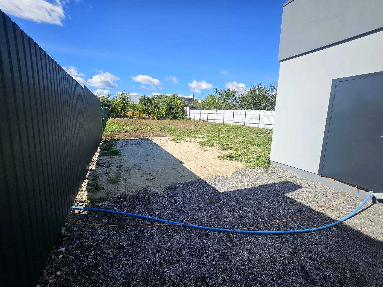 1876401977352306