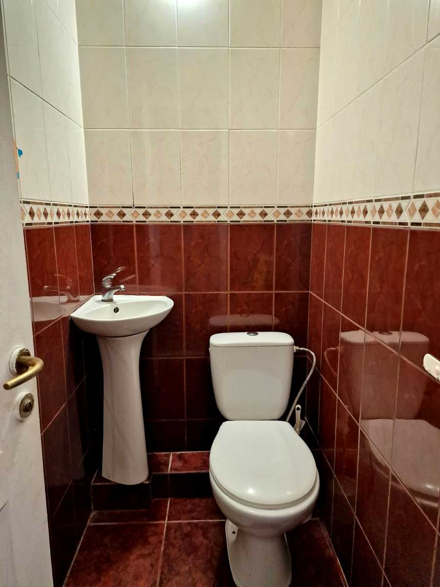 1876402443052826