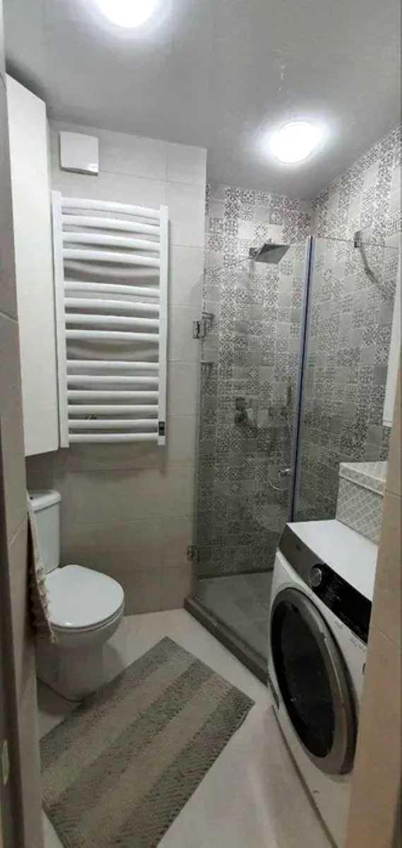 1876403375982262
