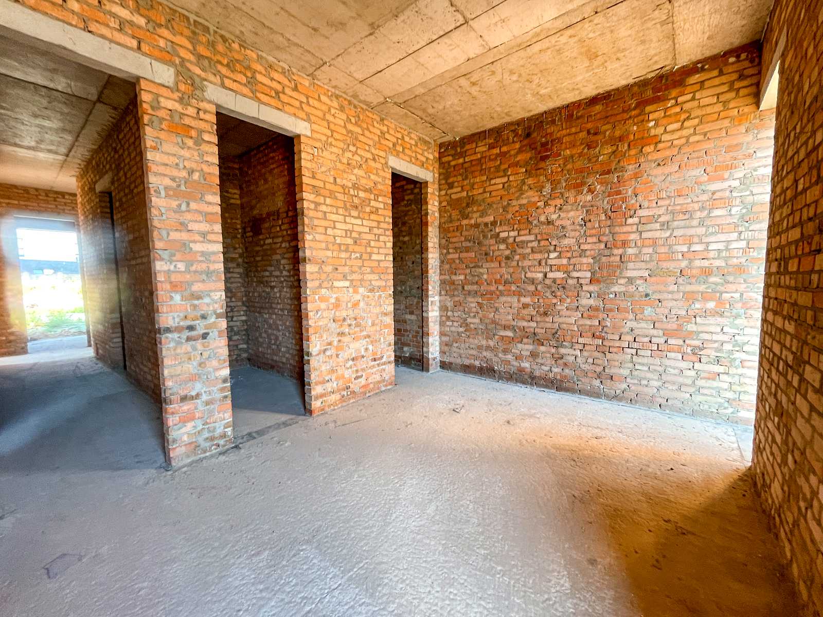 1876404912409891