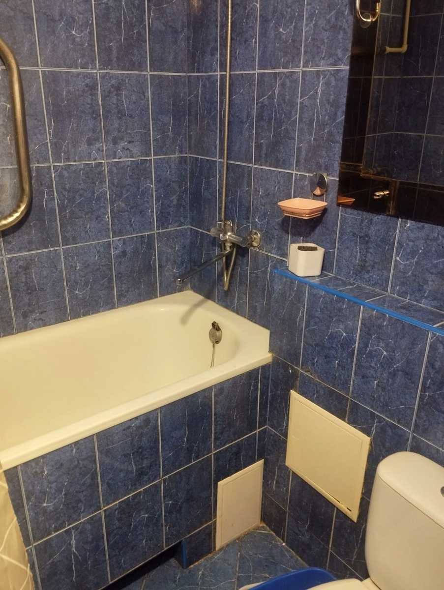 1876405175227280