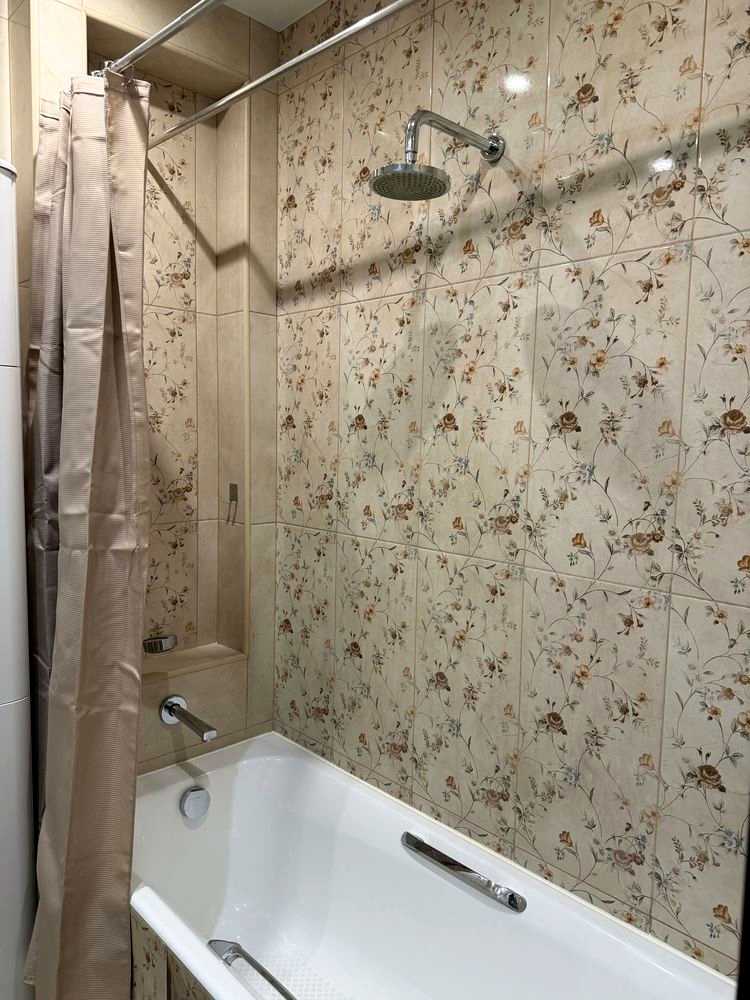 1876405611847292