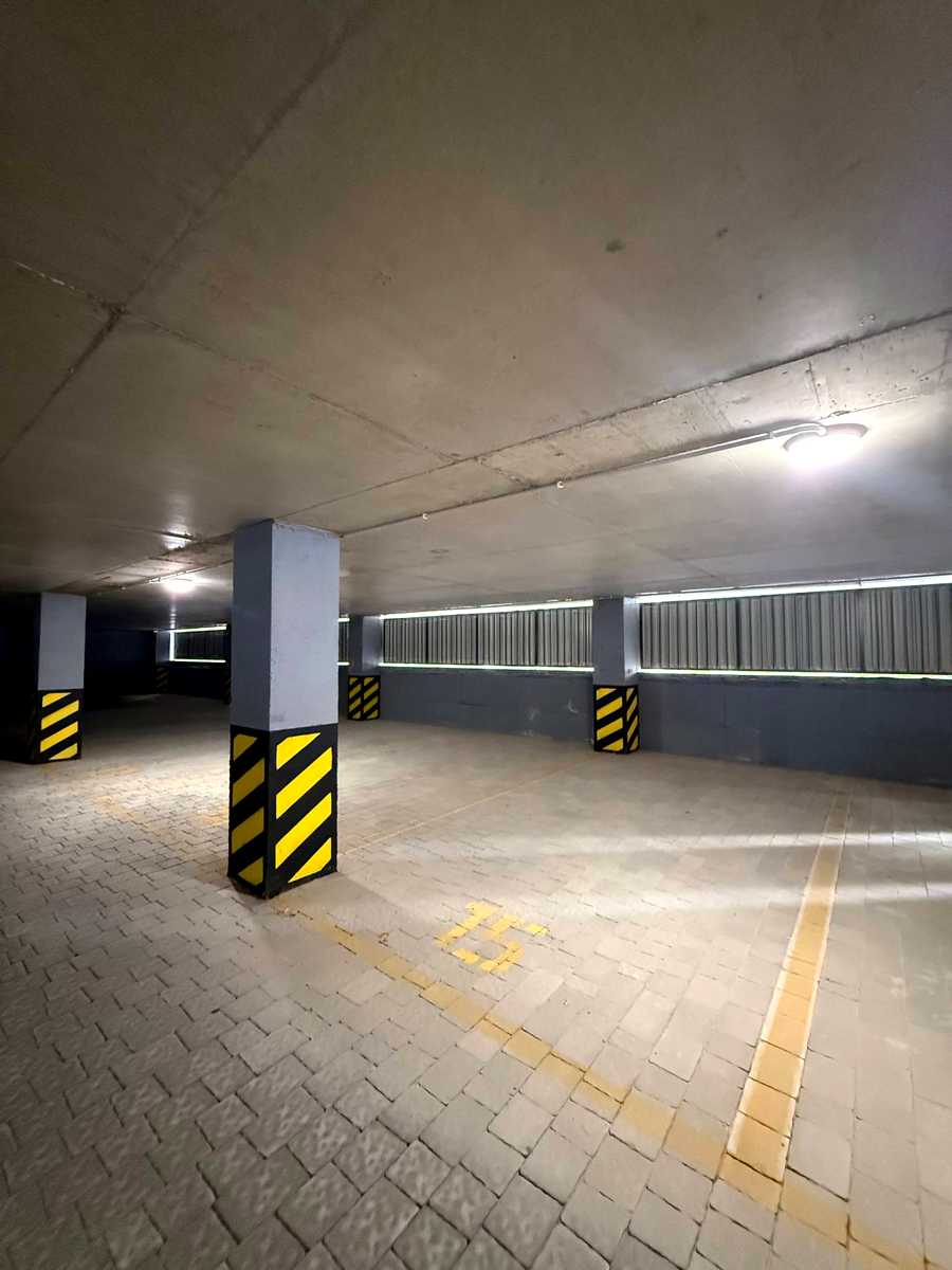 1876405919315566