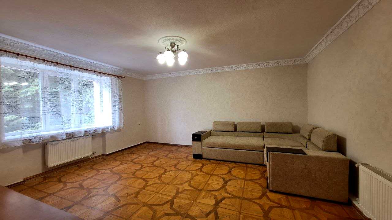 1876406933841314