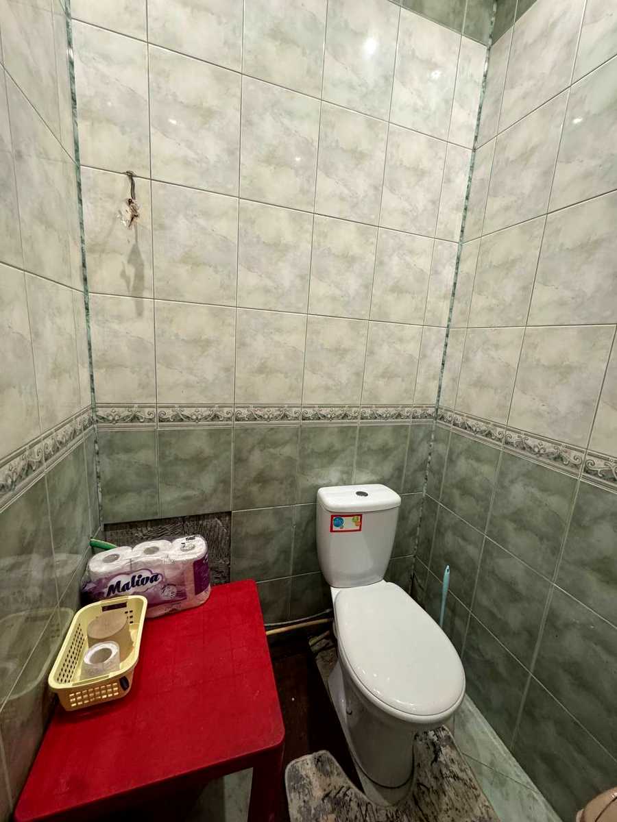 1876406982201584