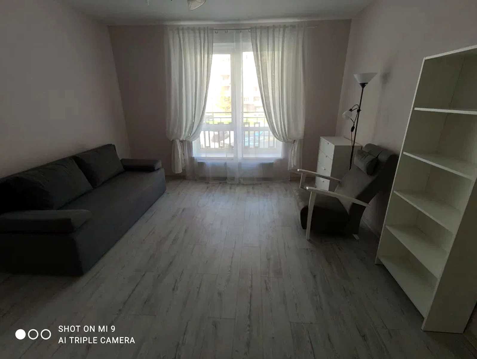 1876407012828318
