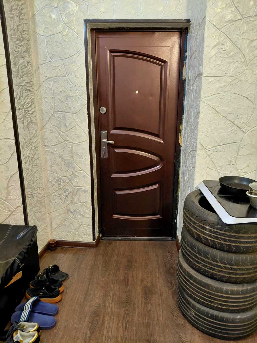 1876408538910078