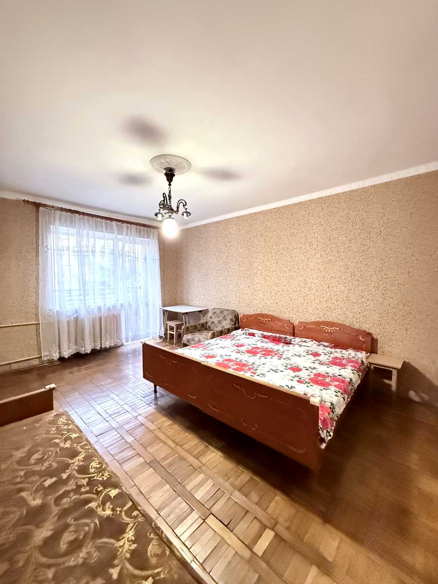 1876414647561801