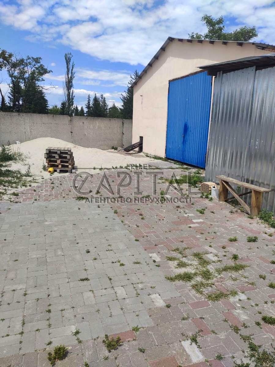 1876416401558556
