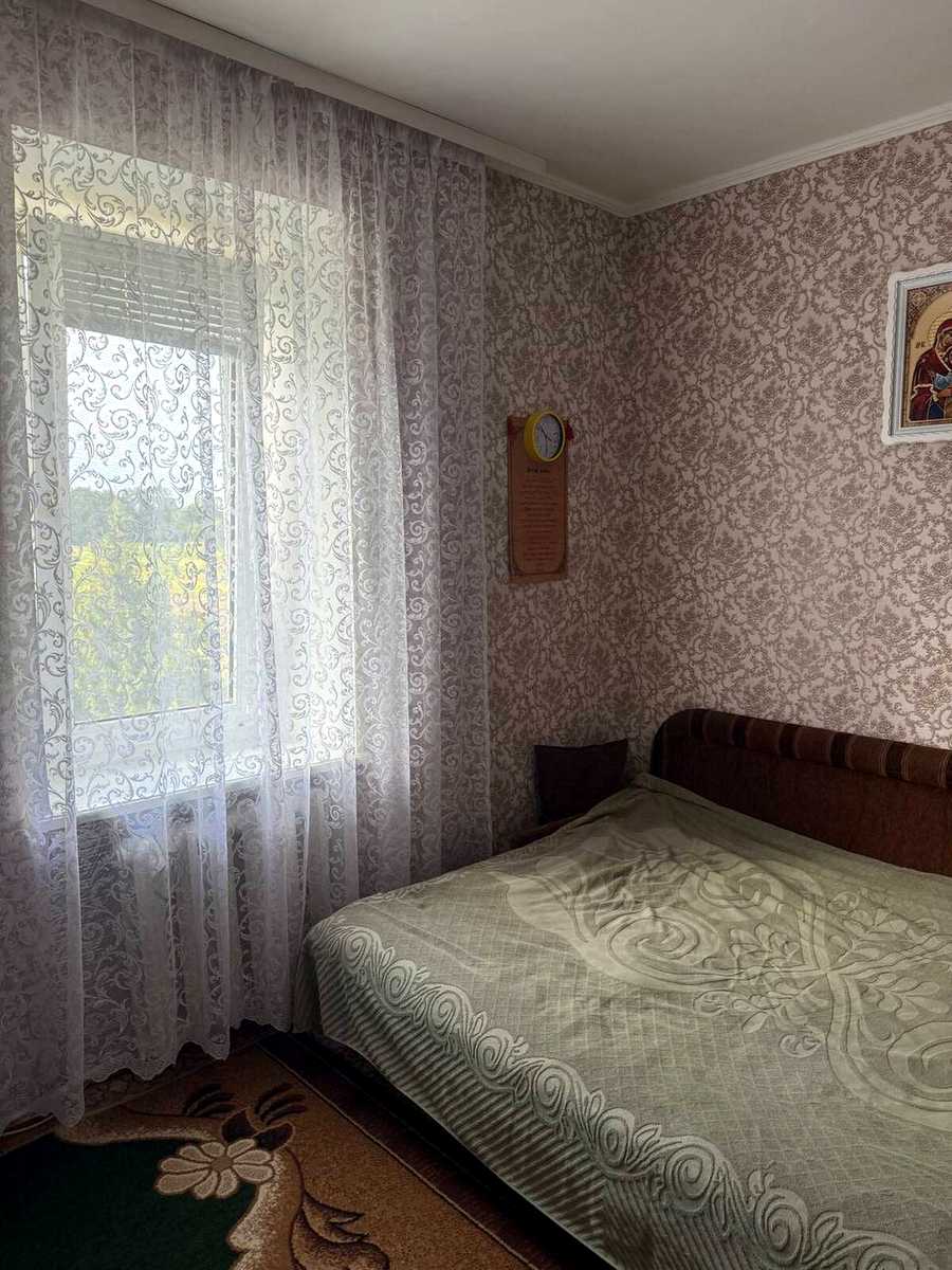 1876418564923286